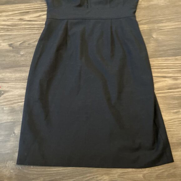 REBECCA TAYLOR Women's Black Wool Ruffle V-Neck Sleeveless Sheath Dress Size 10 - Picture 6 of 13